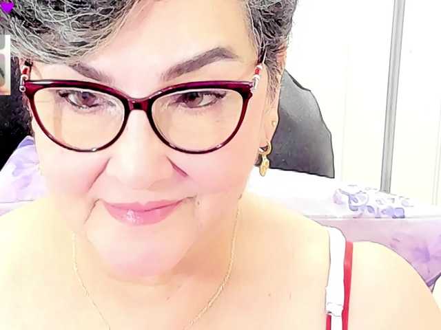 cataleya-mom live webcam show