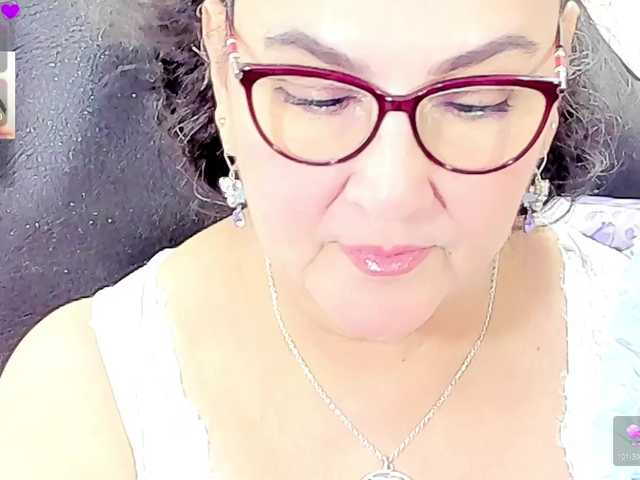 cataleya-mom live sex show