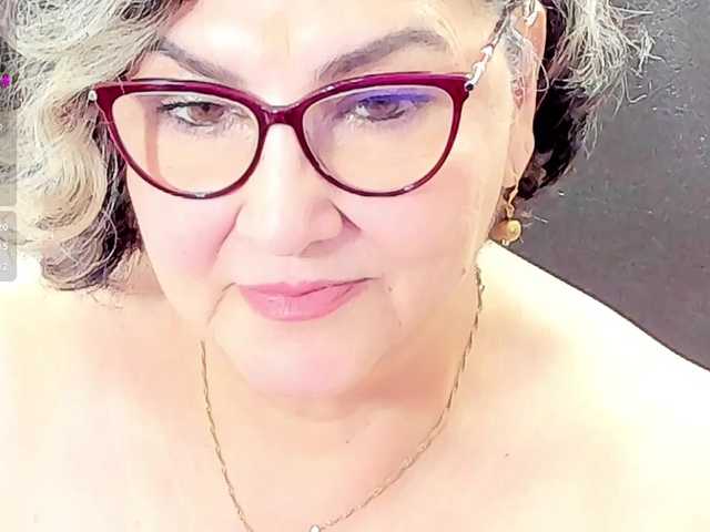 cataleya-mom's BongaCams show and profile