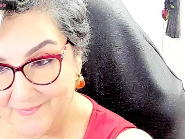 cataleya-mom live cam preview