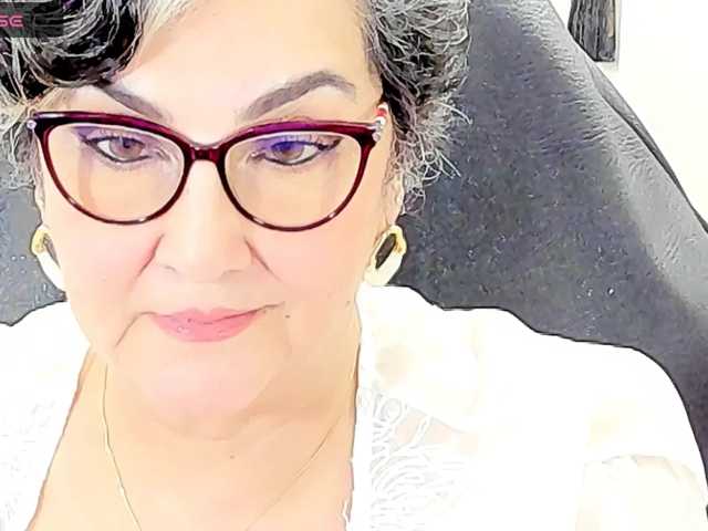 cataleya-mom live cam preview