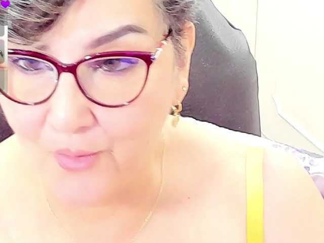cataleya-mom live webcam show