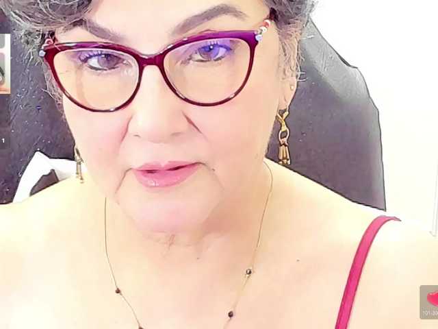 cataleya-mom live cam preview