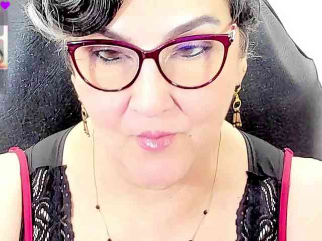 cataleya-mom webcam