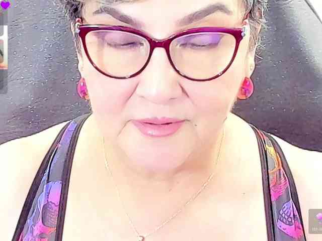 cataleya-mom webcam