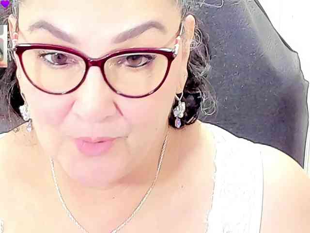 cataleya-mom webcam