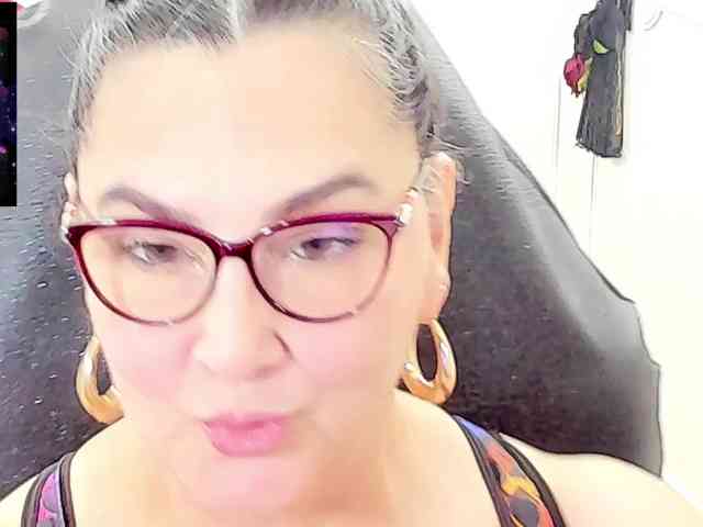 cataleya-mom webcam