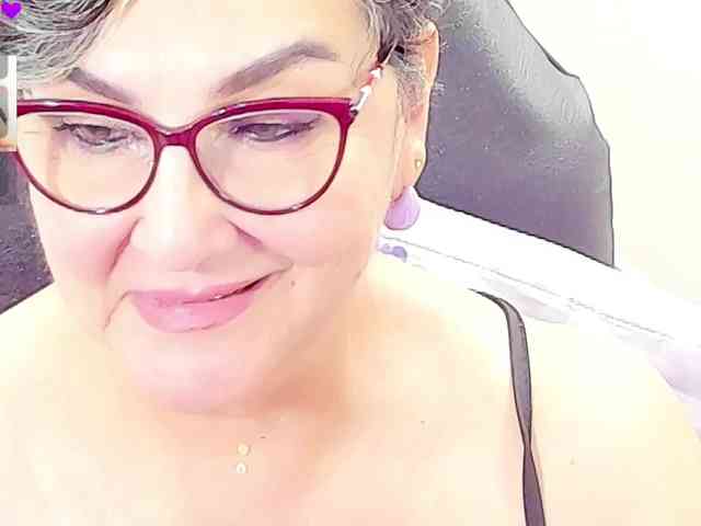 cataleya-mom webcam