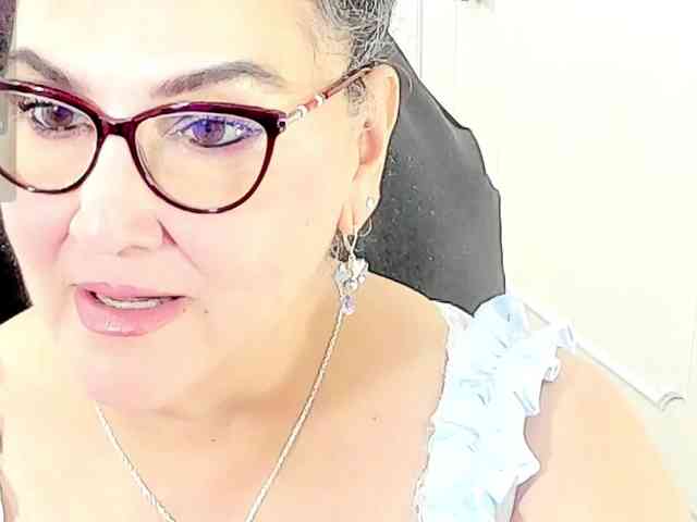 cataleya-mom webcam
