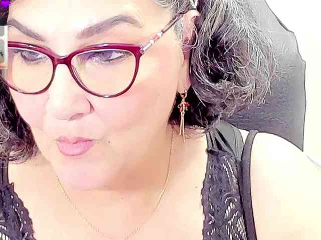 cataleya-mom webcam