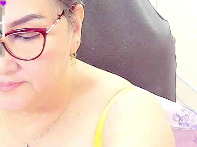 cataleya-mom webcam