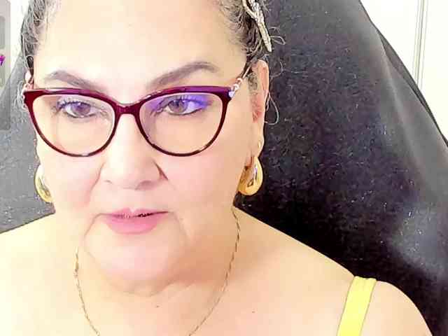 cataleya-mom webcam