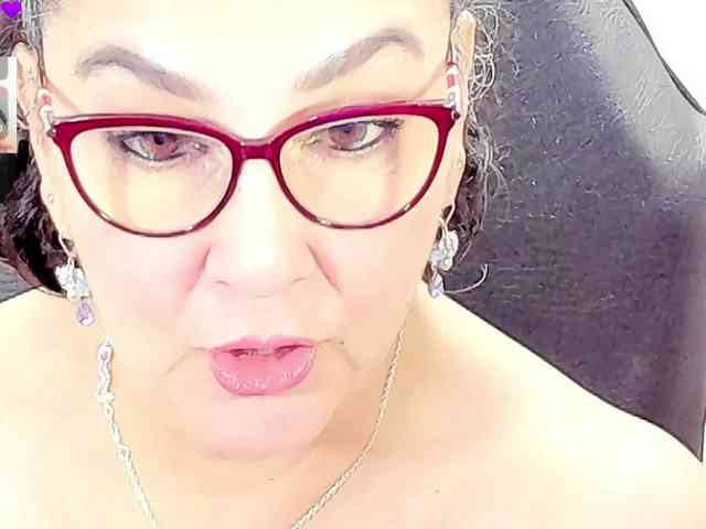 cataleya-mom webcam