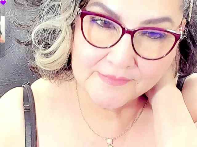 cataleya-mom webcam