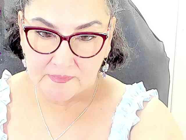 cataleya-mom webcam