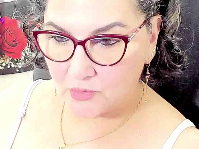 cataleya-mom webcam