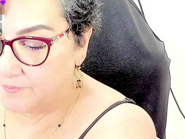 cataleya-mom webcam