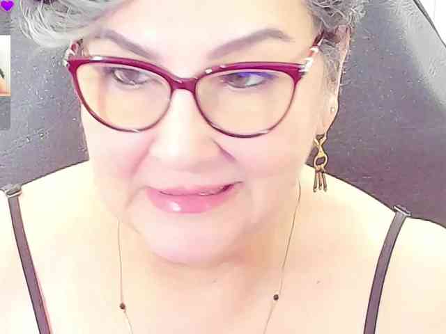 Modelo: cataleya-mom