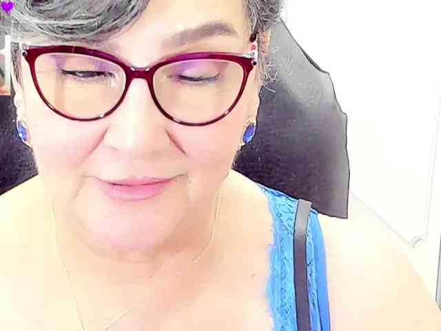 cataleya-mom webcam