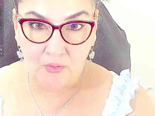 cataleya-mom webcam
