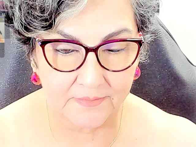 Cataleya-mom