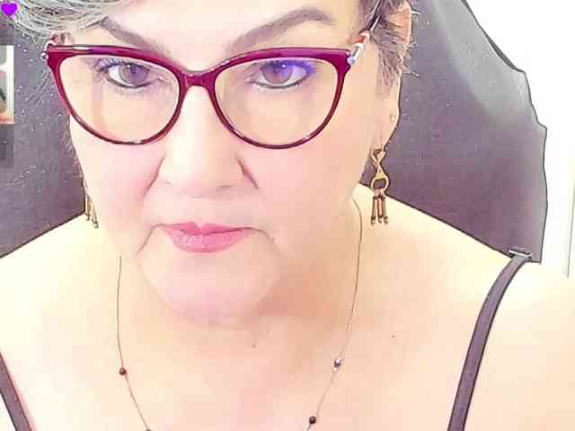 cataleya-mom webcam