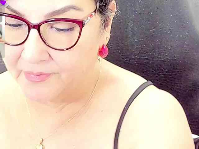 cataleya-mom webcam
