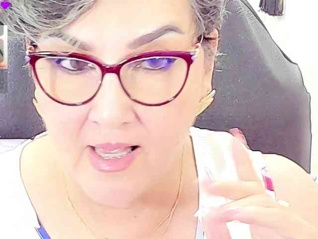 cataleya-mom
