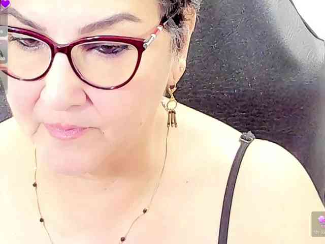 cataleya-mom webcam