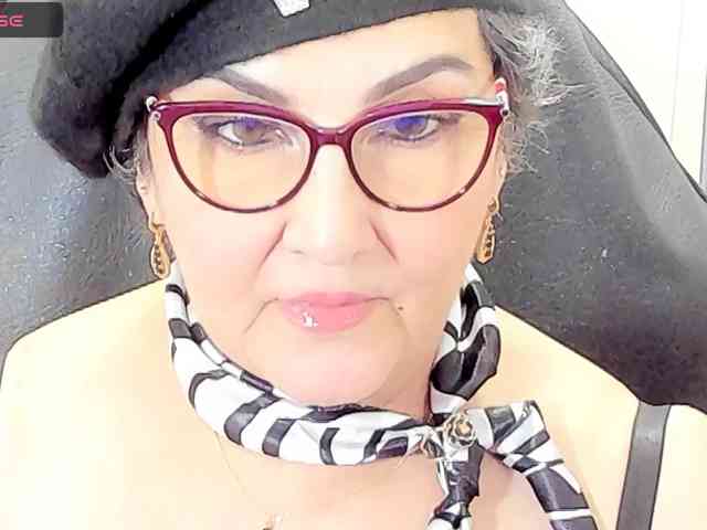 Cataleya-mom - Girl 