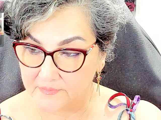 Modelo: cataleya-mom