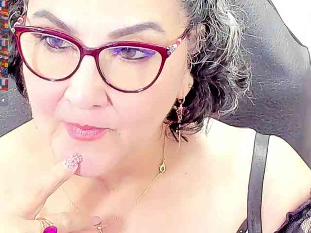 cataleya-mom webcam