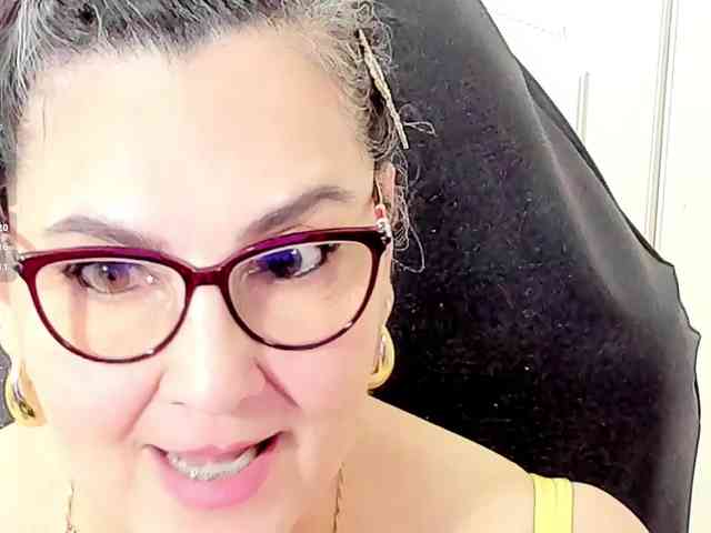 cataleya-mom webcam