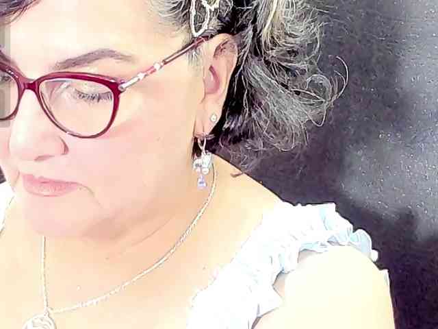 cataleya-mom webcam