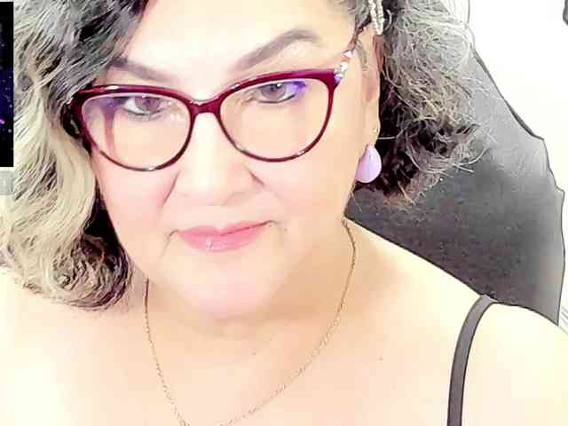 cataleya-mom Sex Cam Show