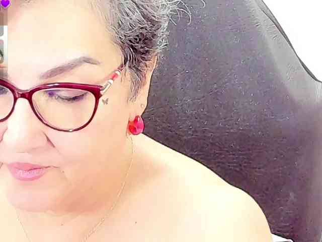 cataleya-mom webcam
