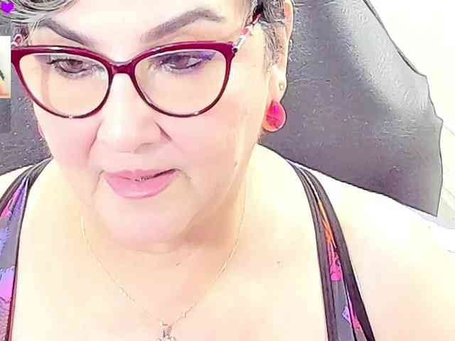 cataleya-mom webcam