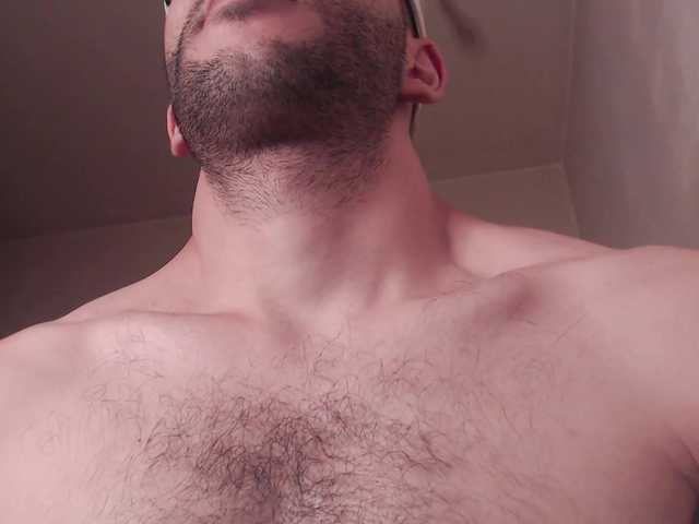 Henryaxe live cam