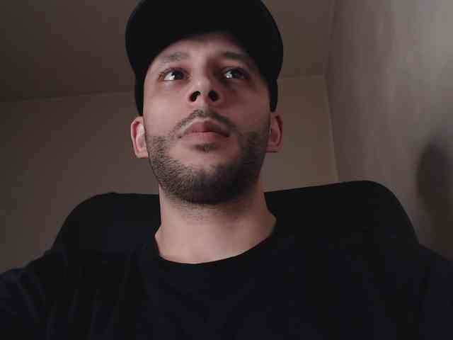 Henryaxe Sex Cam Show