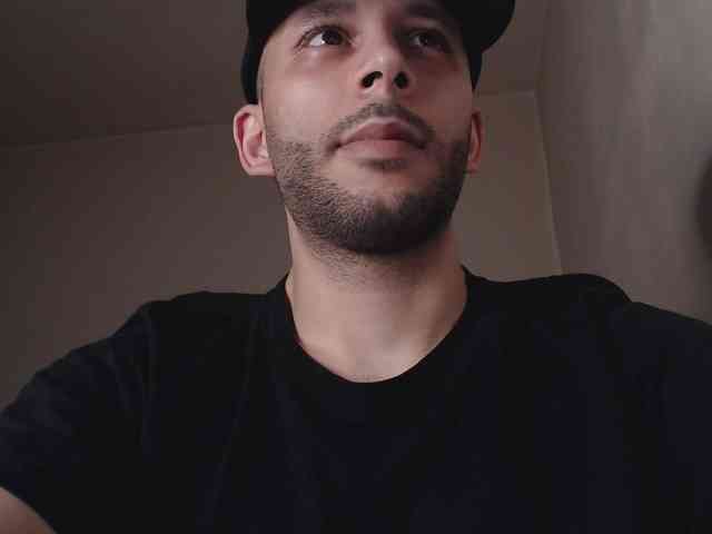 Henryaxe Sex Cam Show