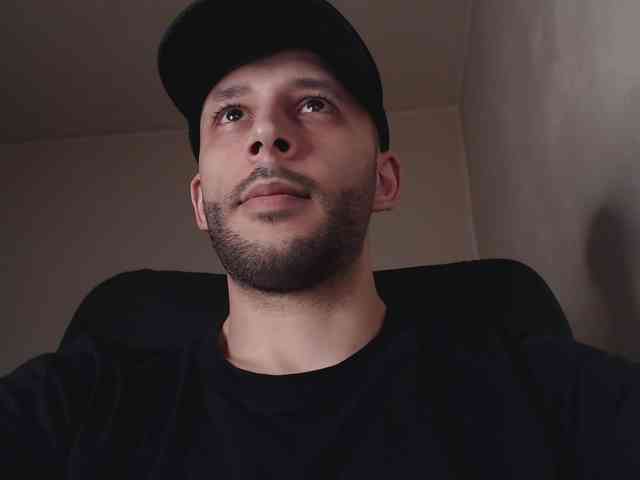 Henryaxe Sex Cam Show