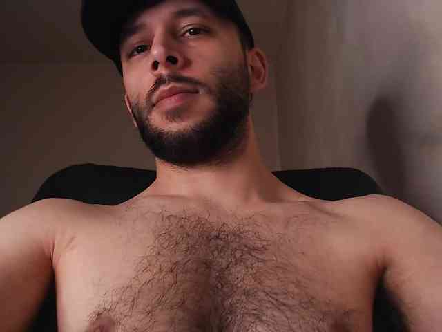 Live stream of Henryaxe