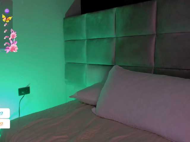 -Giia live cam on BongaCams