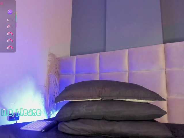 -Giia live cam on BongaCams