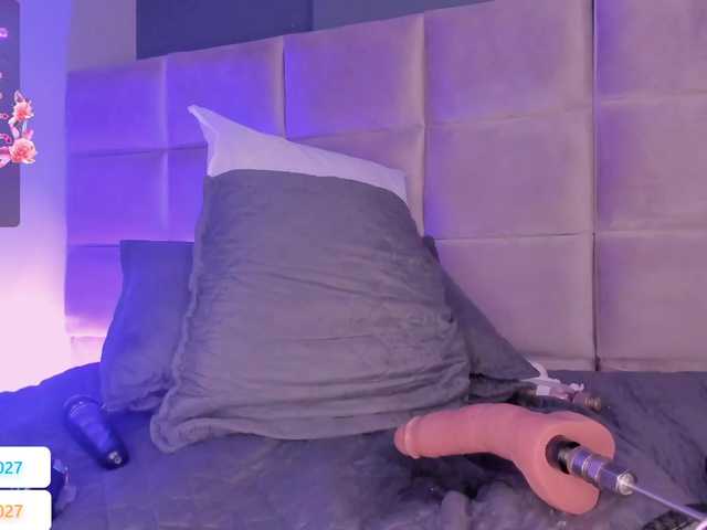 -Giia live webcam show