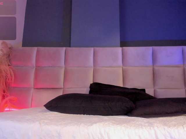 -Giia live cam on BongaCams