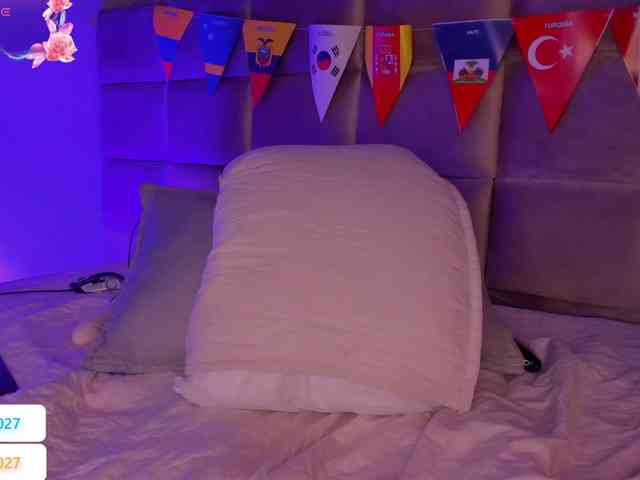 -Giia Sex Cam Show
