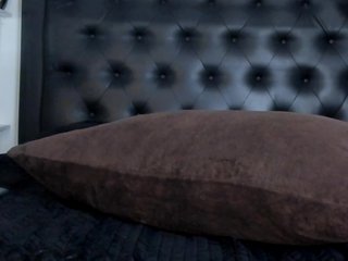 Spicy-jonhson Porn Show