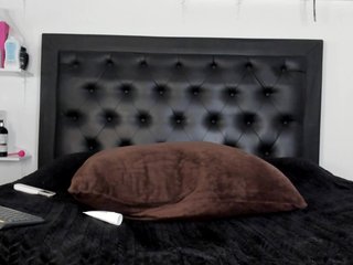 Spicy-jonhson's Live Webcam