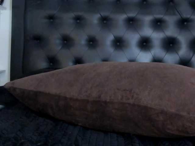 Spicy-shanty live cam on BongaCams